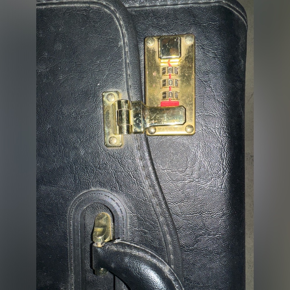 Briefcase - Picture 2 of 8